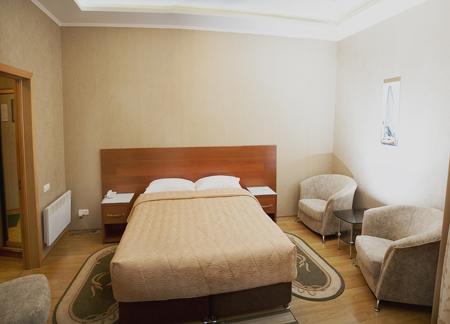 Bilyj Rojal Hotell Zaporizhia Exteriör bild