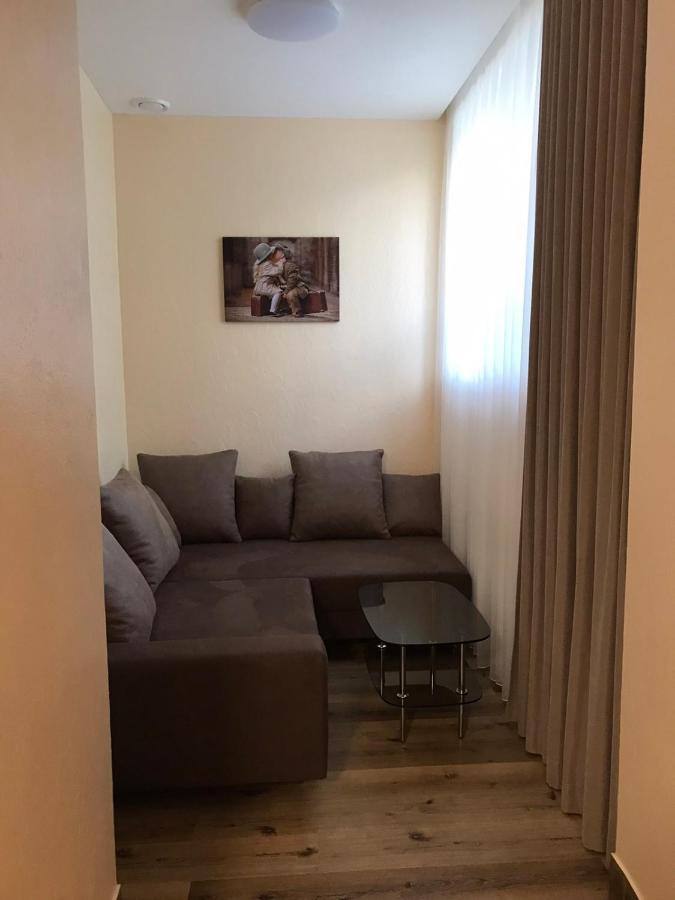 Bilyj Rojal Hotell Zaporizhia Exteriör bild
