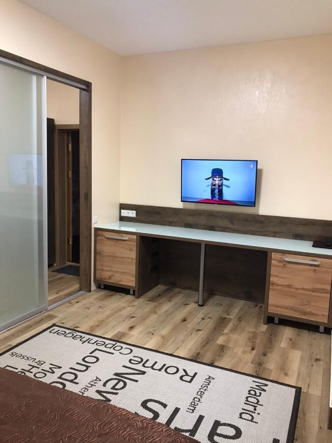 Bilyj Rojal Hotell Zaporizhia Exteriör bild